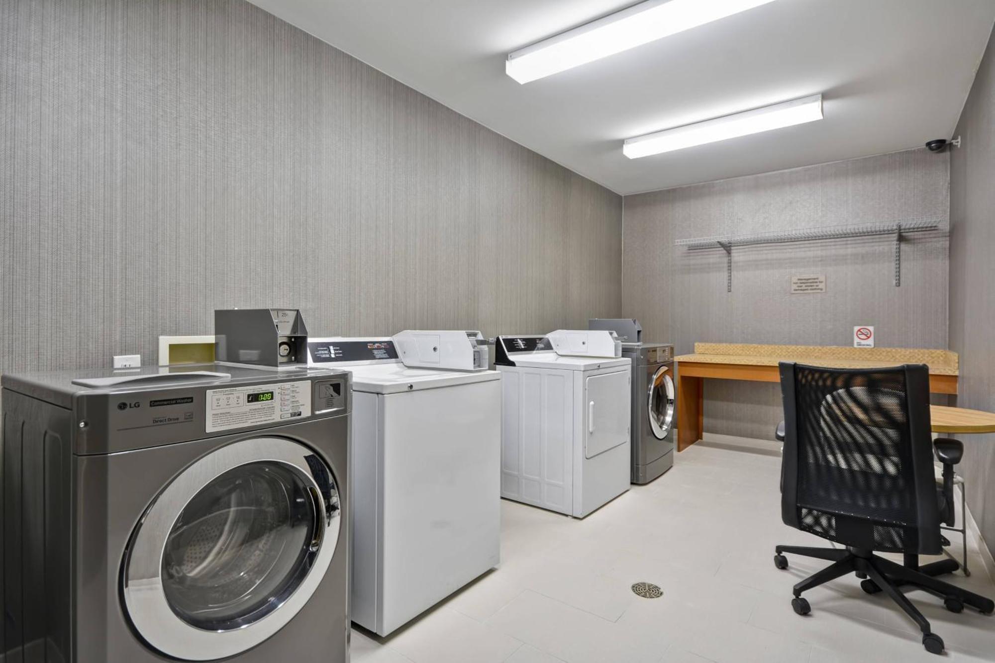 Springhill Suites Lexington Near The University Of Kentucky Bagian luar foto
