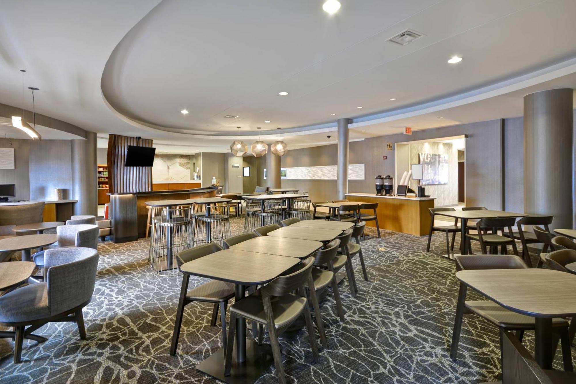 Springhill Suites Lexington Near The University Of Kentucky Bagian luar foto