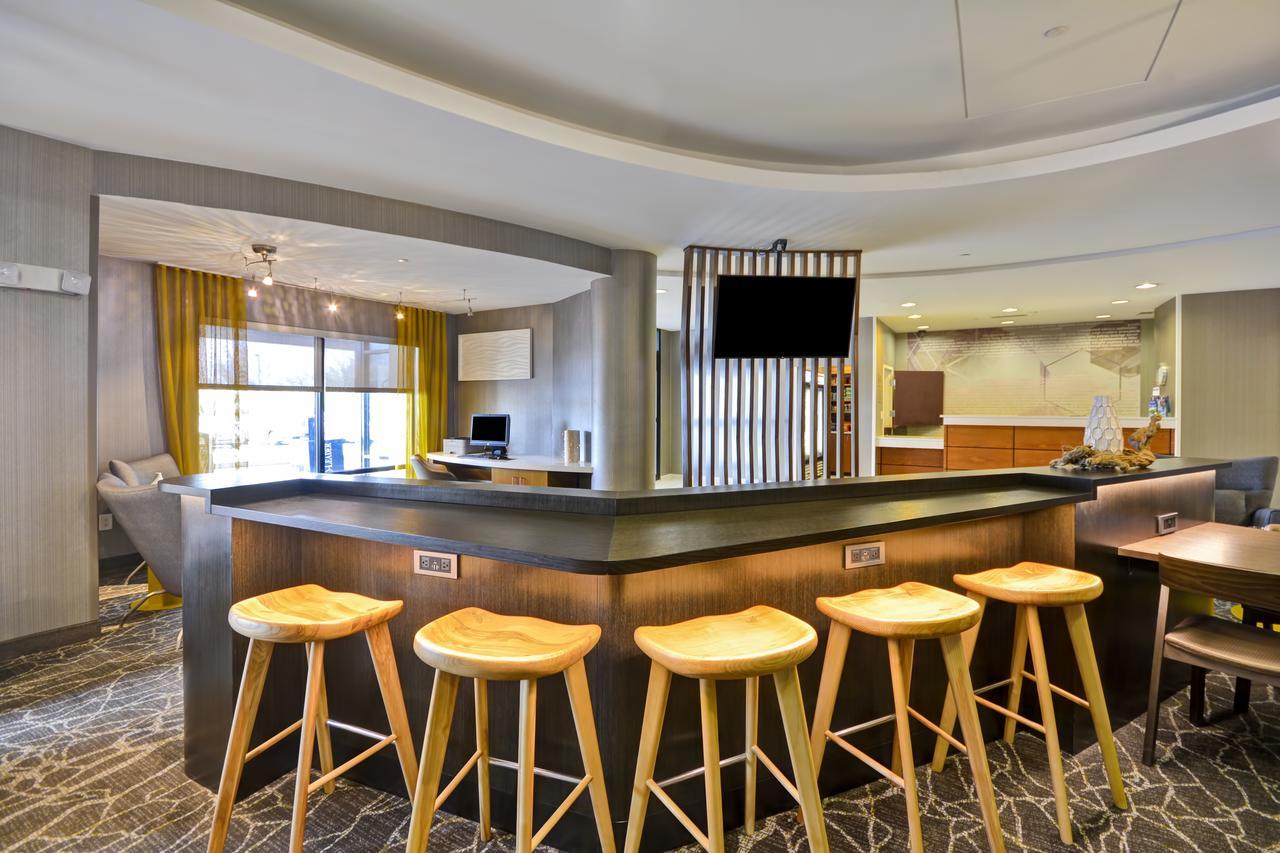 Springhill Suites Lexington Near The University Of Kentucky Bagian luar foto