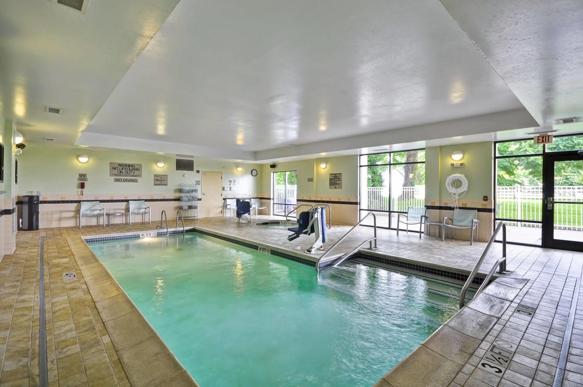 Springhill Suites Lexington Near The University Of Kentucky Bagian luar foto