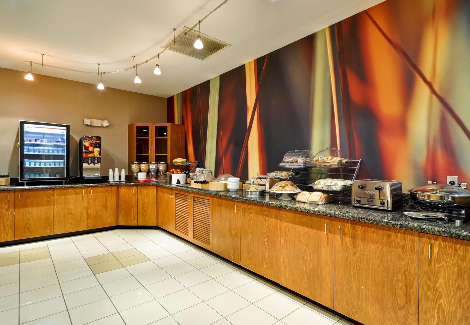 Springhill Suites Lexington Near The University Of Kentucky Bagian luar foto