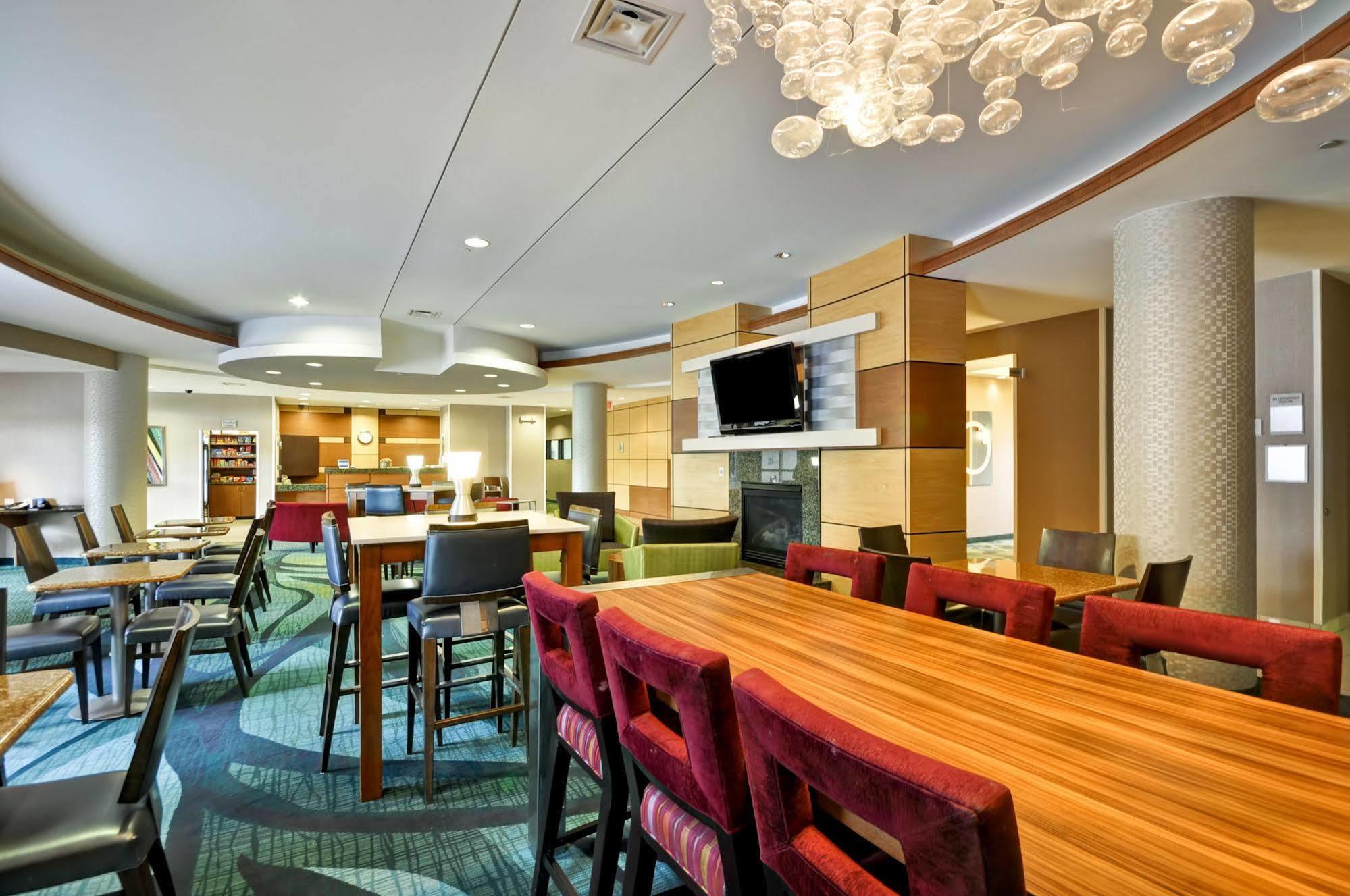 Springhill Suites Lexington Near The University Of Kentucky Bagian luar foto