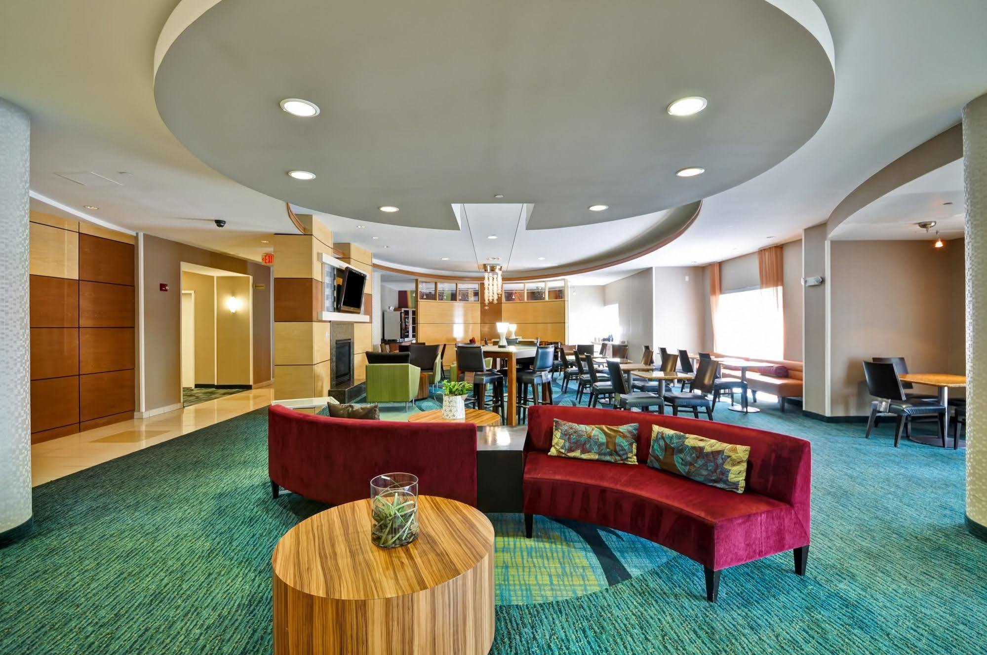Springhill Suites Lexington Near The University Of Kentucky Bagian luar foto